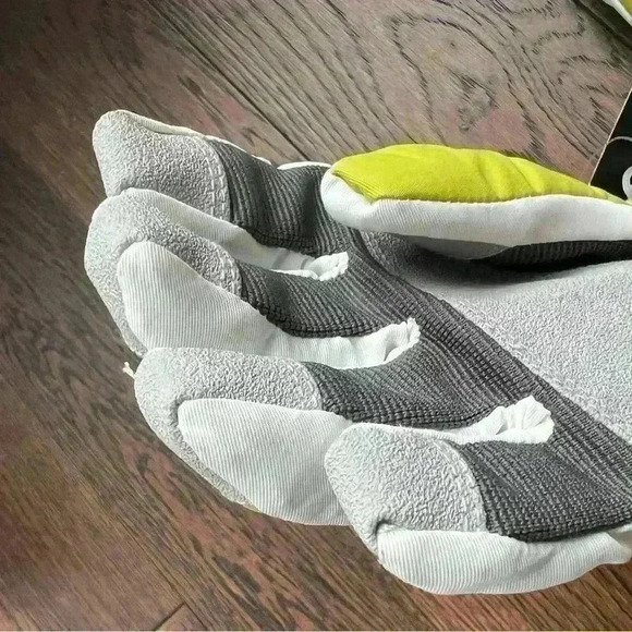 NWT Head Skibum Sportswear Green Winter Gloves  Adjustable Warm Unisex - Picture 10 of 12